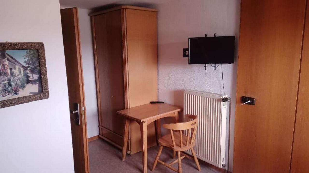 Zweibettzimmer